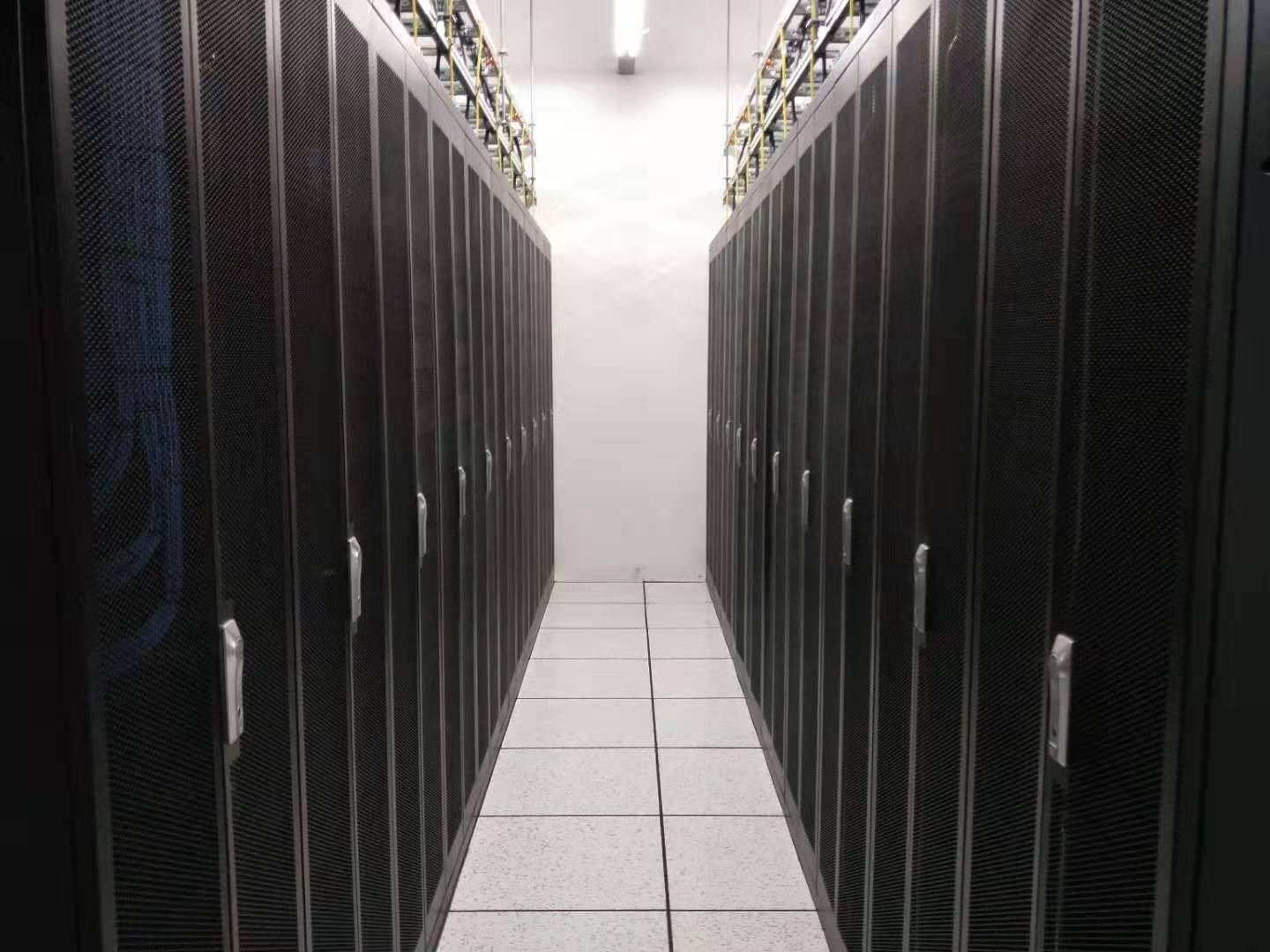 甘孜IDC机柜促销季开启